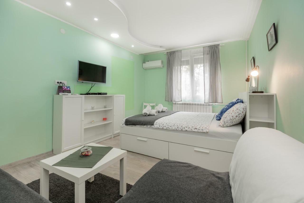 Apartman Gloria 2 Belgrado Buitenkant foto