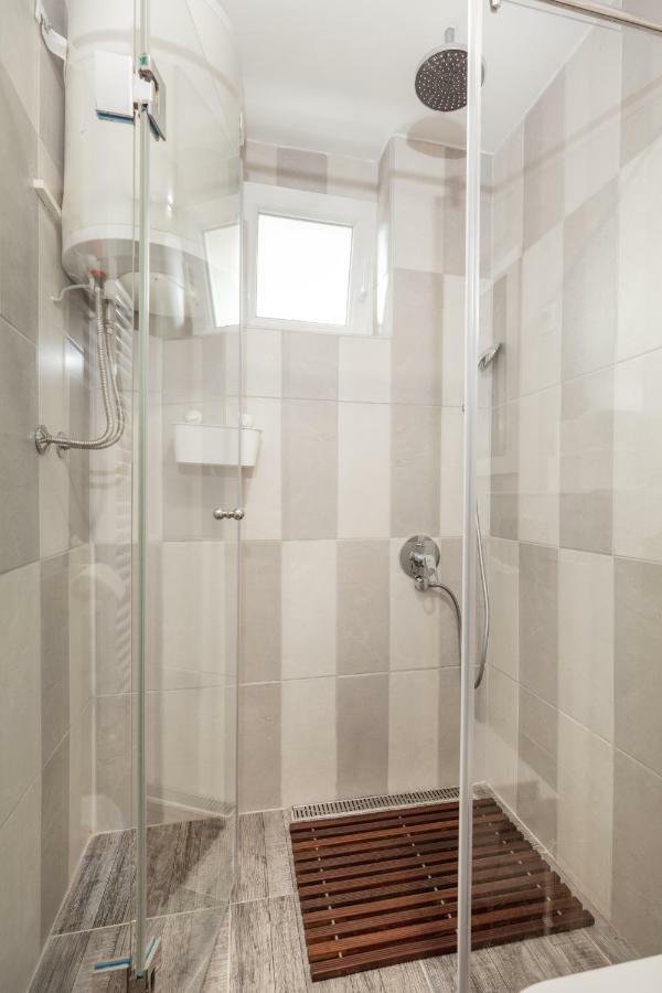 Apartman Gloria 2 Belgrado Buitenkant foto